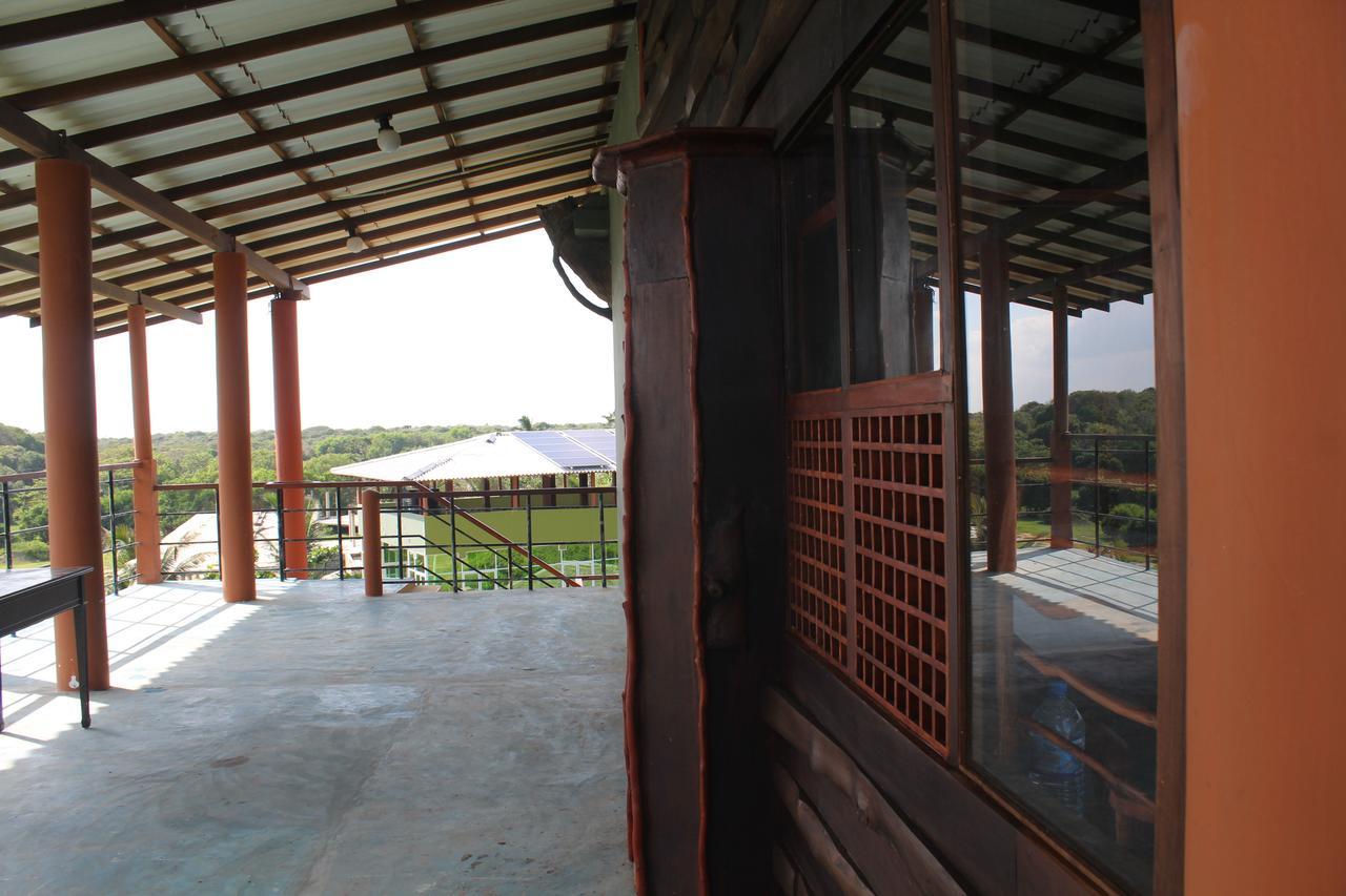 Yala Bay Resort ทิซซามาฮารามา ภายนอก รูปภาพ